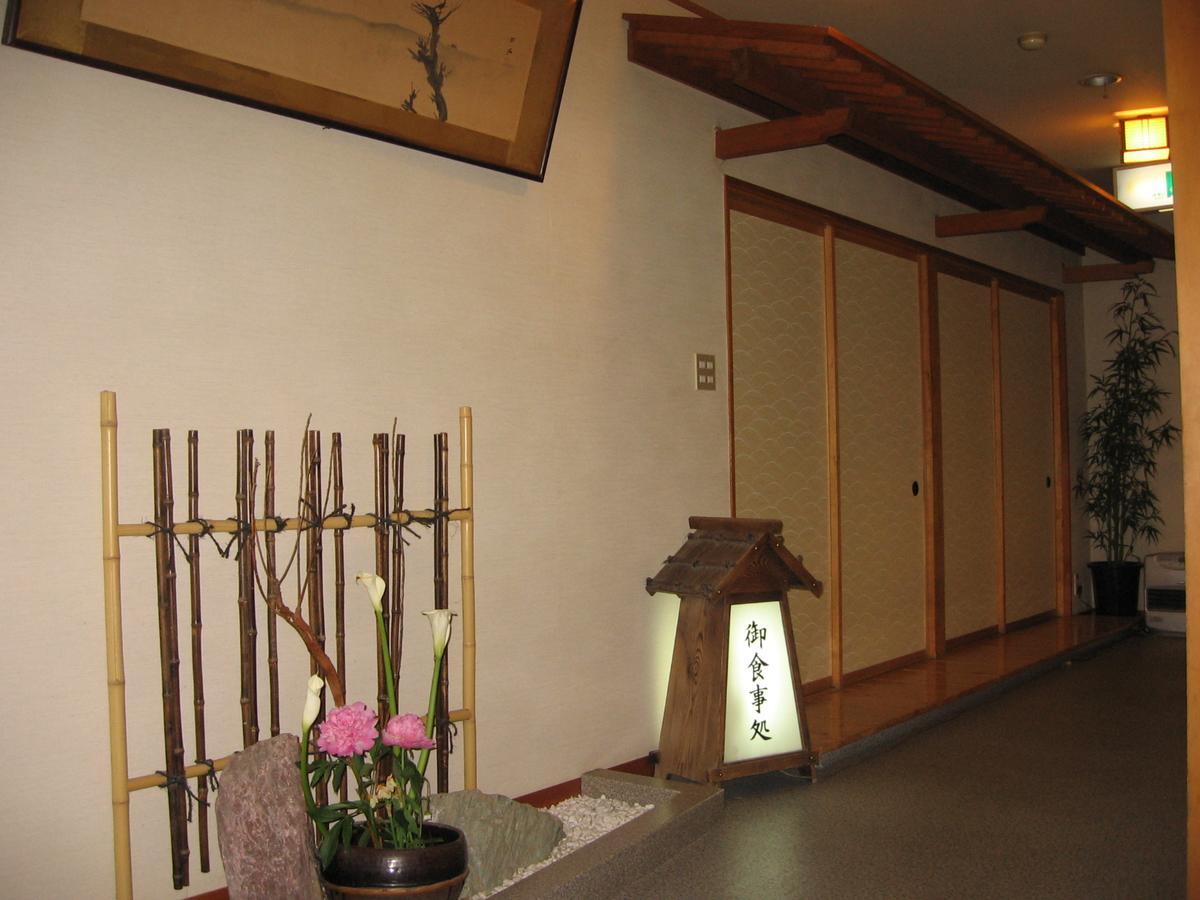 Yudanaka Yasuragi Hotel Yamanouchi  Exterior photo