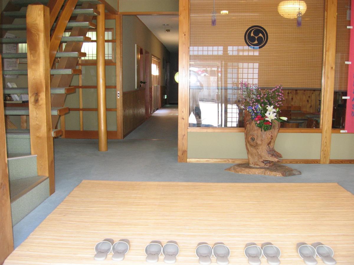 Yudanaka Yasuragi Hotel Yamanouchi  Exterior photo
